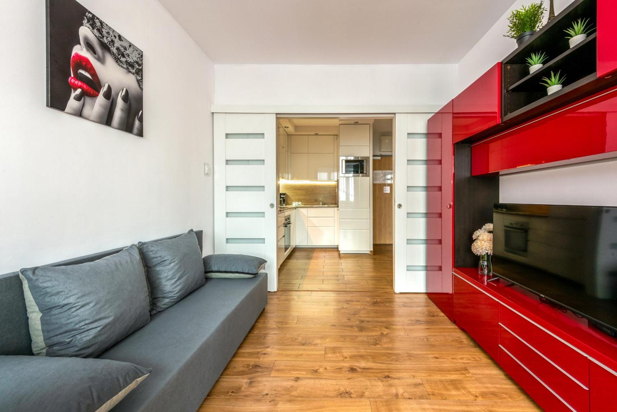 Apartment Blue Pearl 2 Down Town 4 Persons Balcony Free Parking *